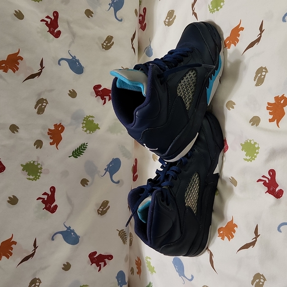 Nike Air Jordan 5 - Picture 2 of 7